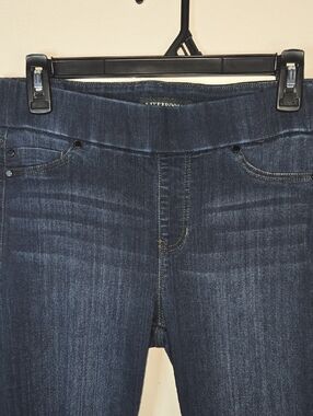 Liverpool Women's Size 6/28 Dark Blue skinny Stretch Jegging Jeans